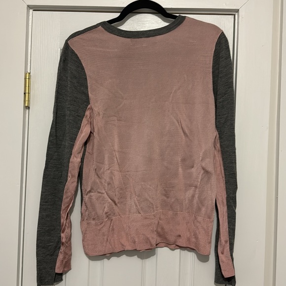 Rag & Bone size LARGE two toned thin sweater - Picture 2 of 4